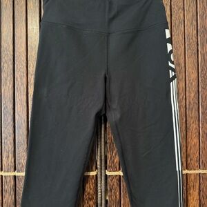 VSX Black Calf-Length Leggings with White Accent